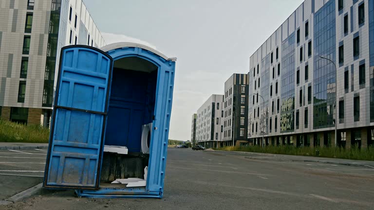Best Portable Toilets for Parks and Recreation Areas  in Beloit, OH